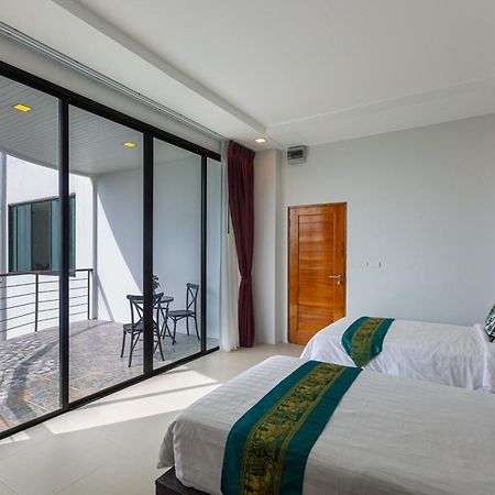 Rossarin Sea View Patong Hotel Eksteriør billede