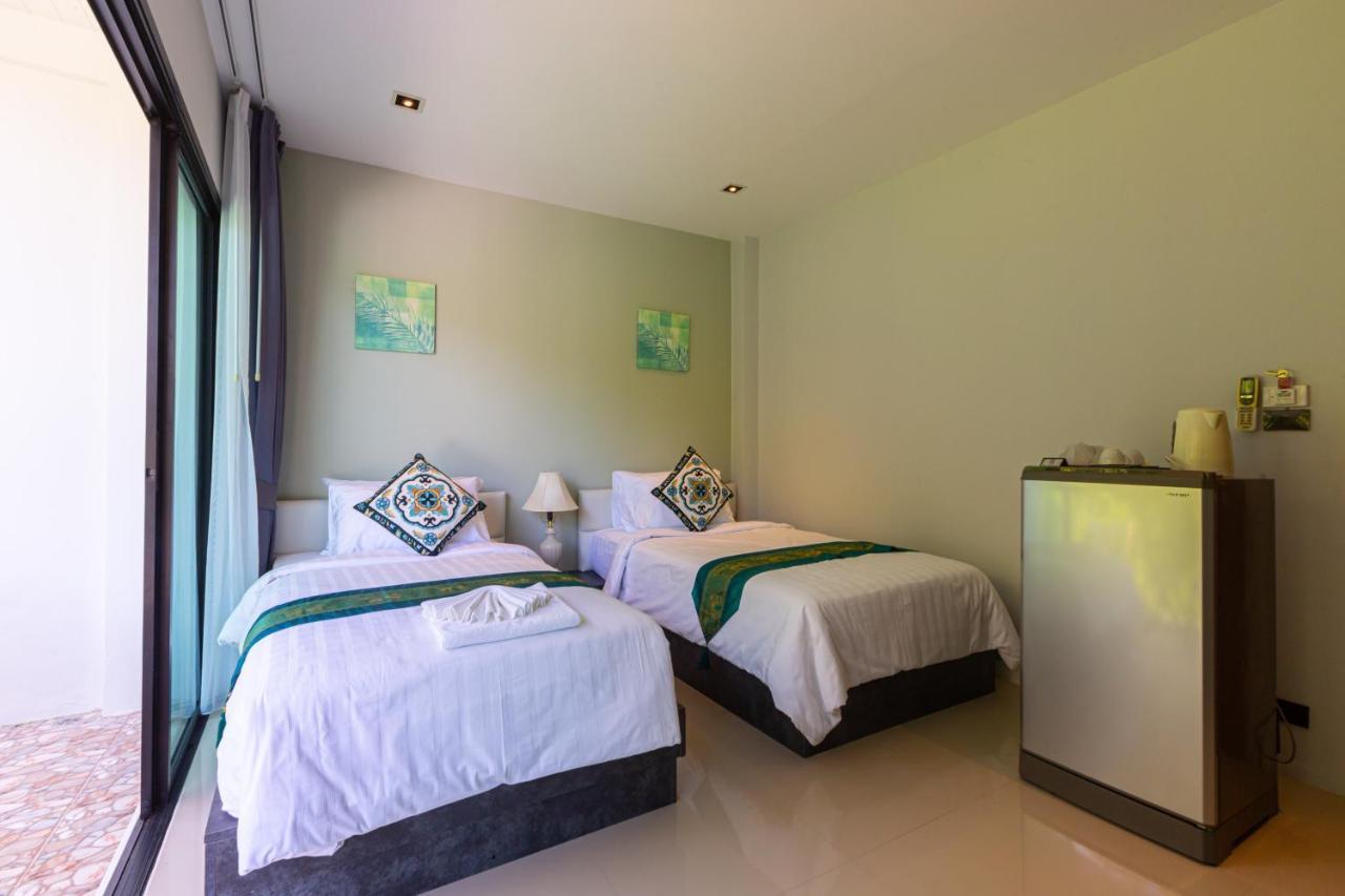 Rossarin Sea View Patong Hotel Eksteriør billede