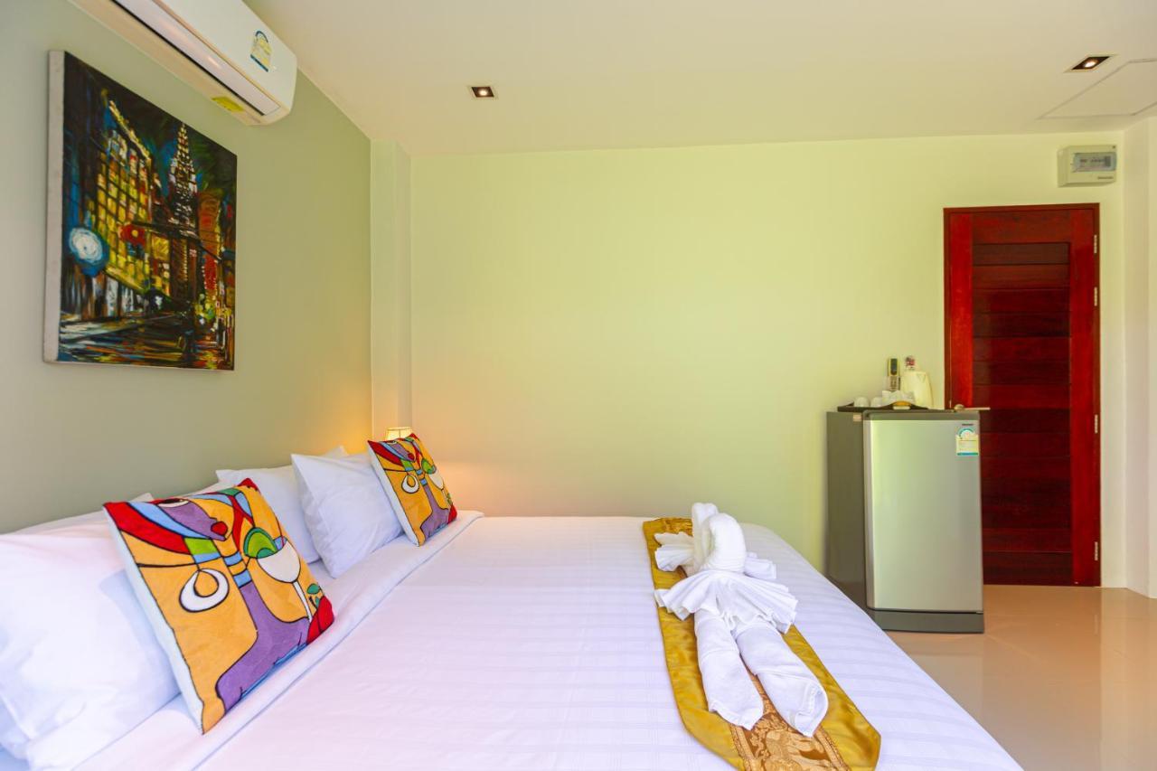 Rossarin Sea View Patong Hotel Eksteriør billede