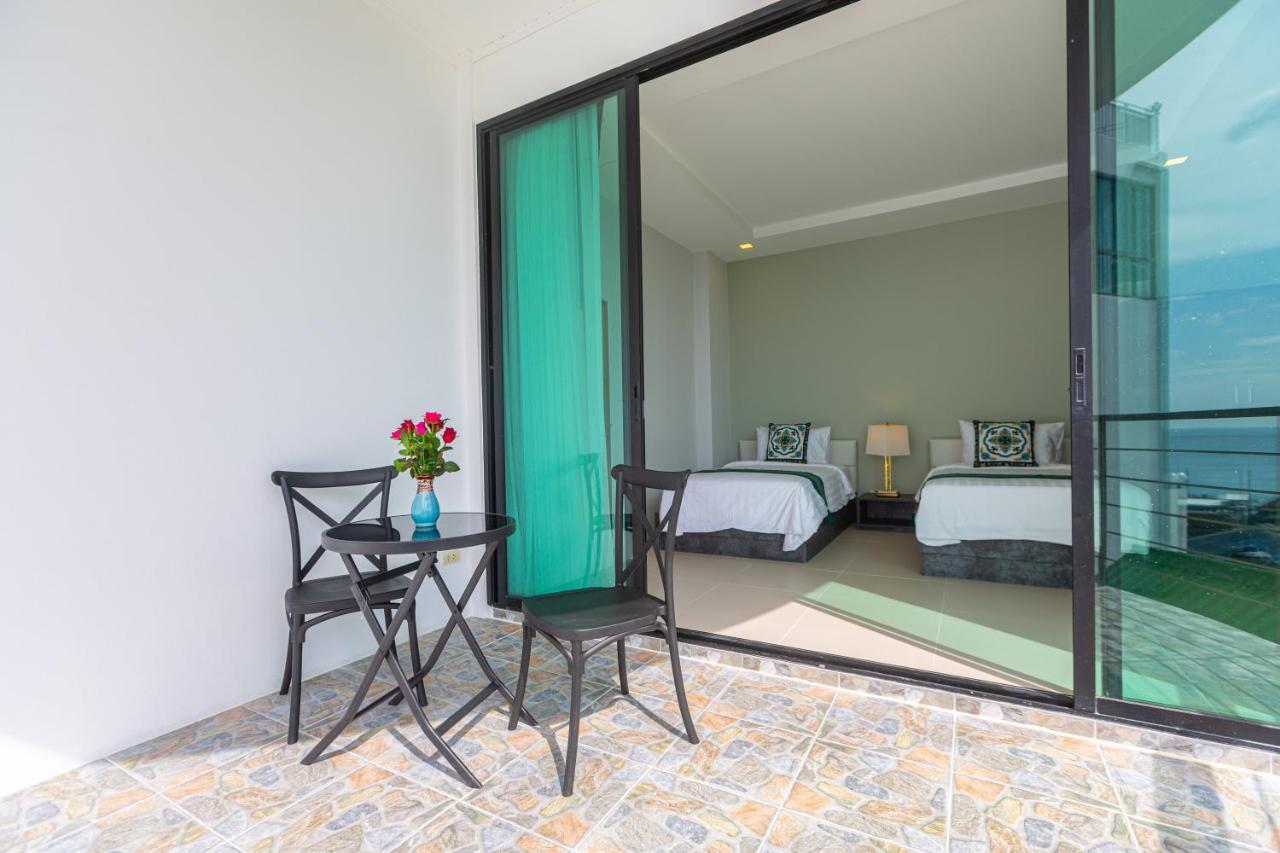 Rossarin Sea View Patong Hotel Eksteriør billede