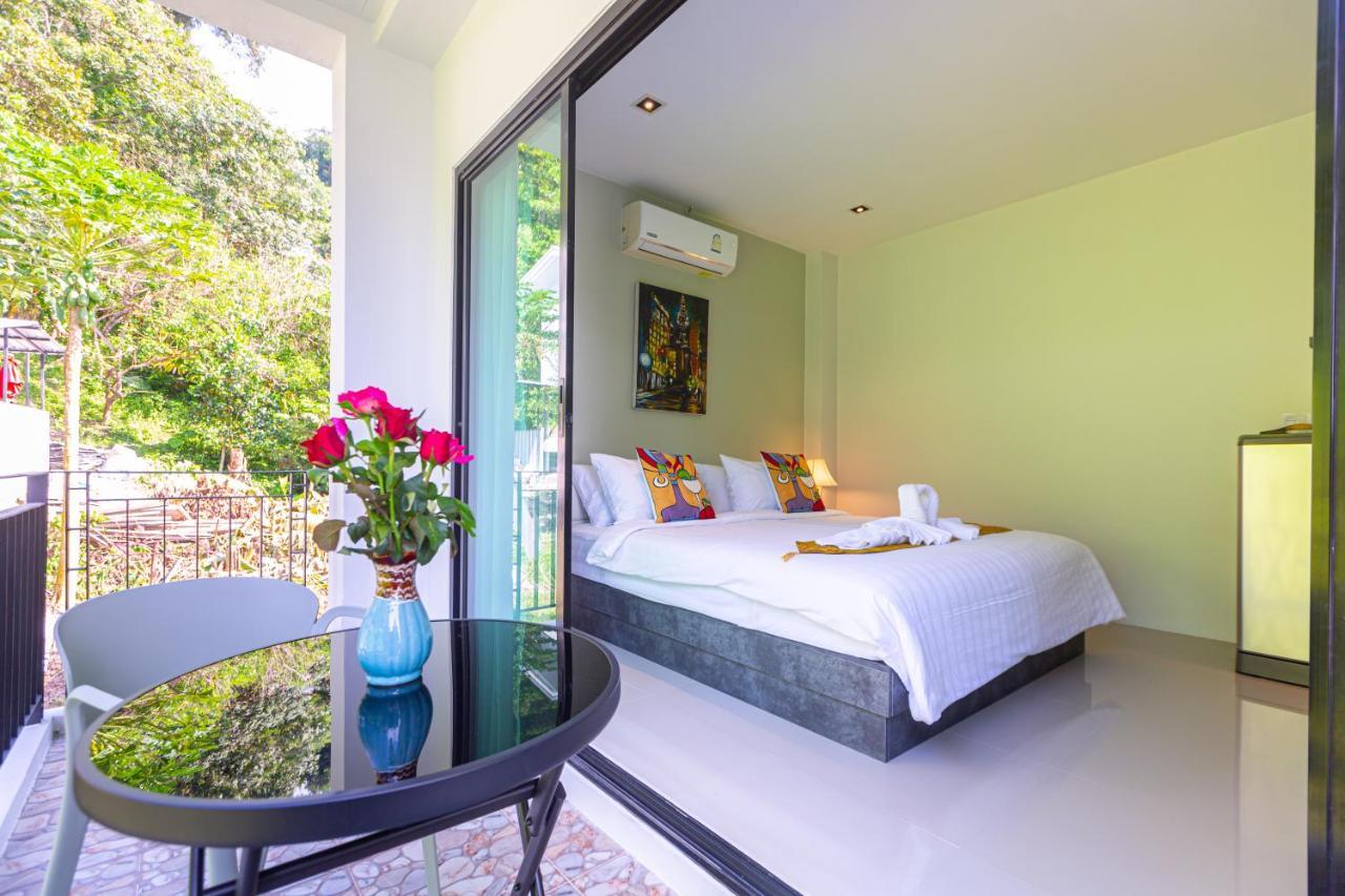 Rossarin Sea View Patong Hotel Eksteriør billede